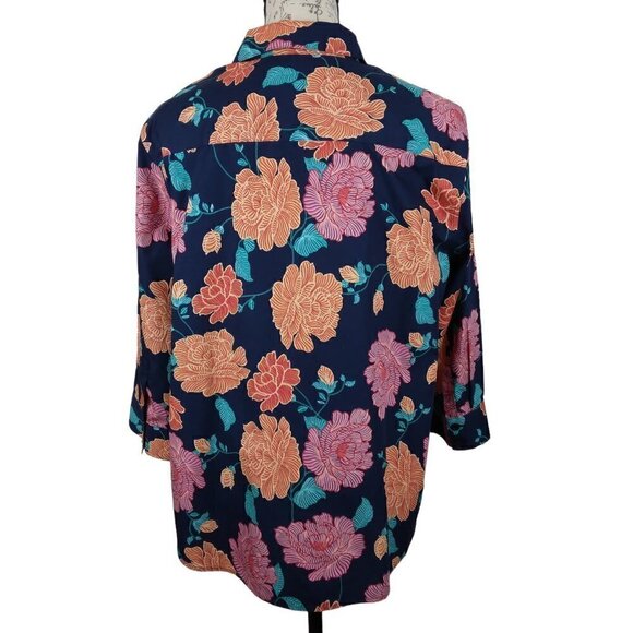 Chico's | Navy Floral Stain Shield No Iron Shirt | Size XL - Picture 5 of 9